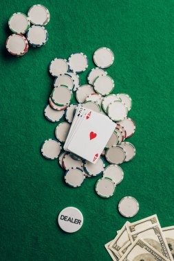 berlian Android app casino section showing live-dealer tables and slot games